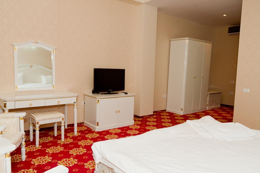 Complex Aristrocratos Hotel Mamaia Buitenkant foto